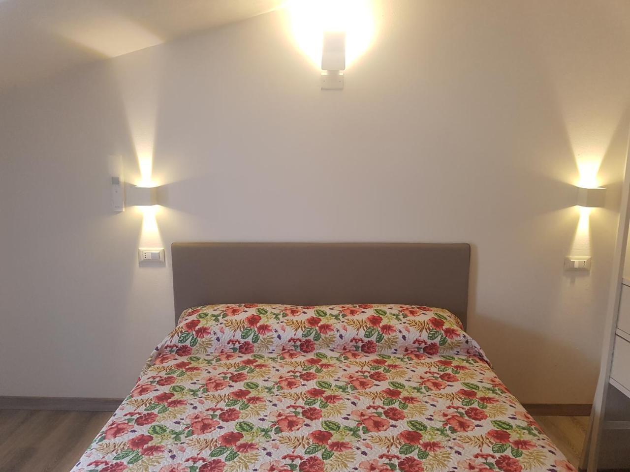 B&B Molinari Лонато Екстериор снимка