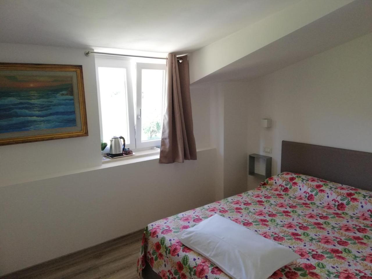 B&B Molinari Лонато Екстериор снимка